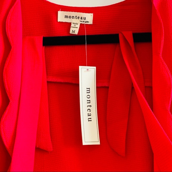 Monteau Wrap Top Size Medium - Picture 3 of 7
